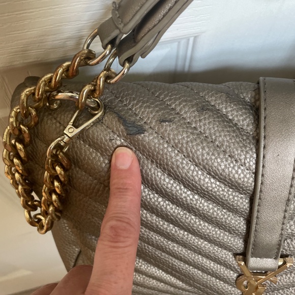 Purse - Picture 2 of 6